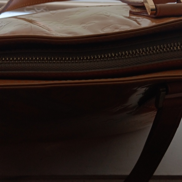 AUTHENTIC Louis Vuitton Monogram Vernis yellow zip top tote - Picture 5 of 16